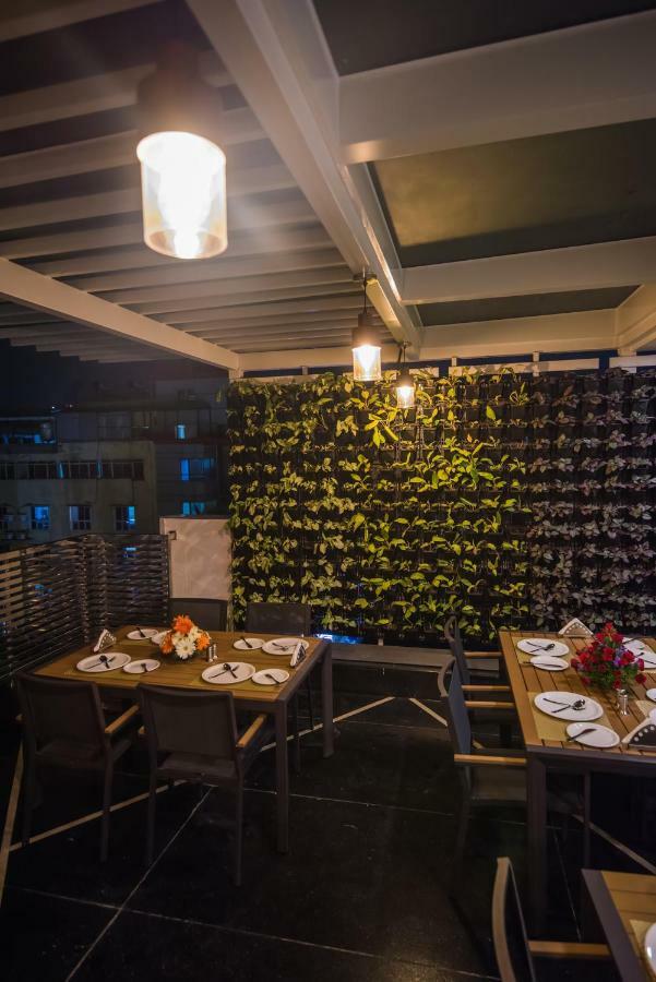 Gavishreeresidency Hotel Bangalore Buitenkant foto
