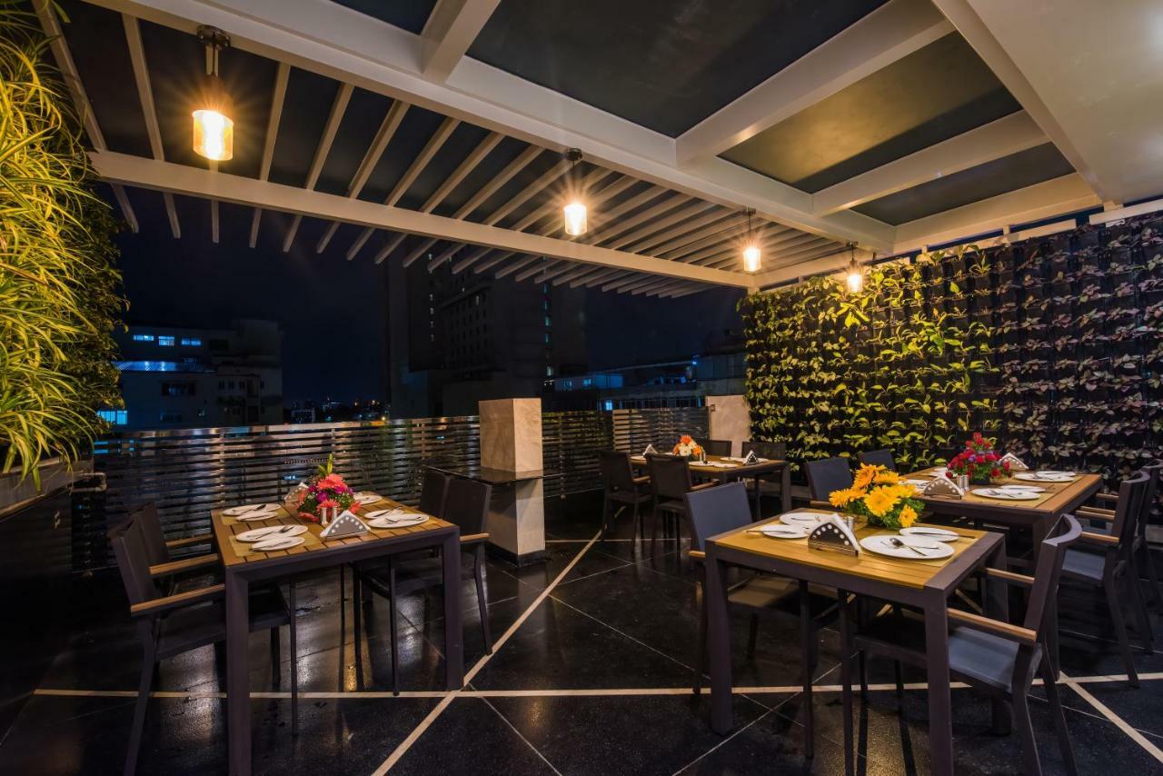Gavishreeresidency Hotel Bangalore Buitenkant foto